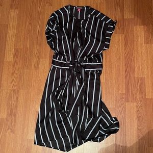 Very nice button up Navy and Light Blue dress